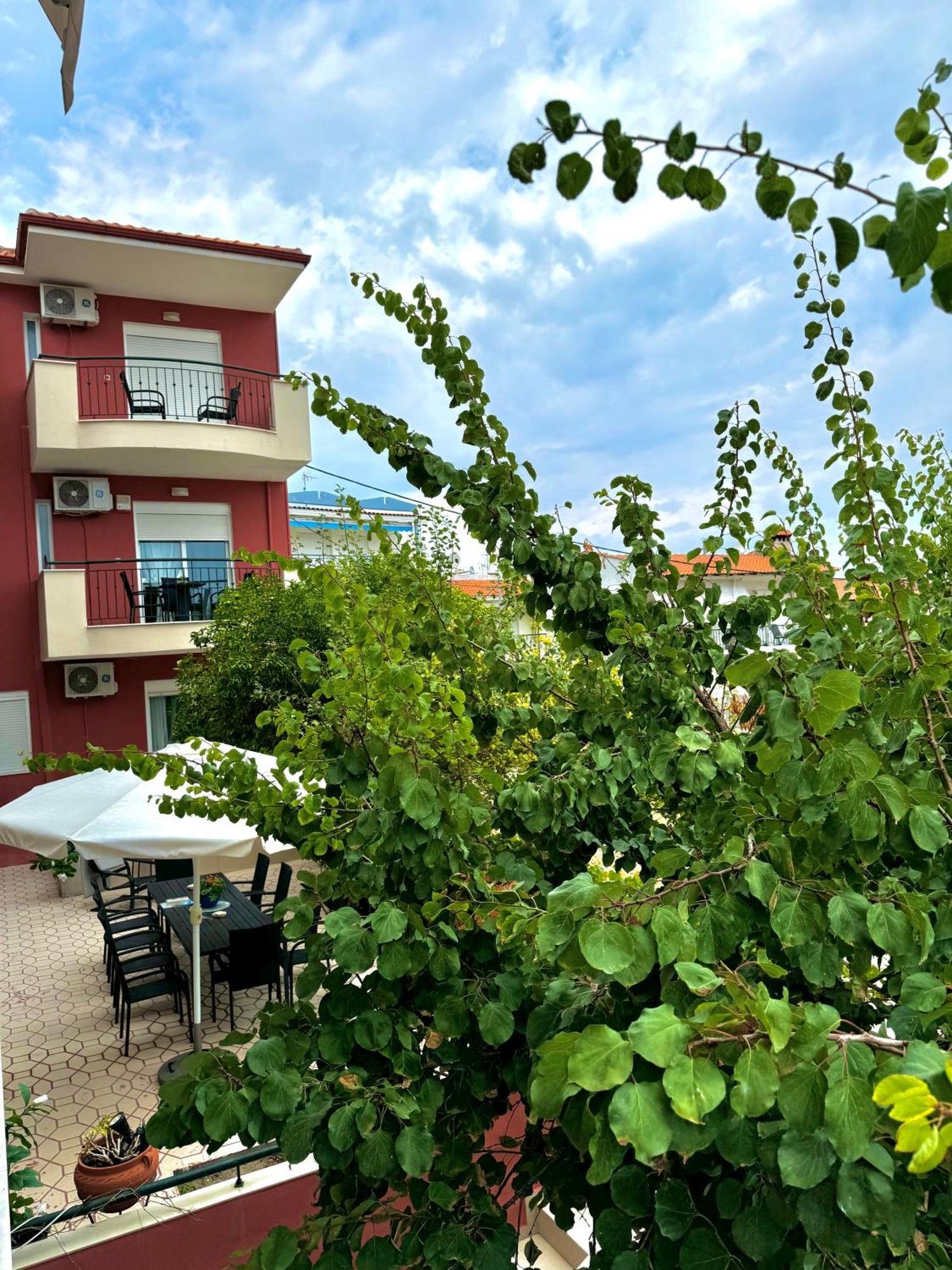 Hotel Sun Sight Пефкохори Экстерьер фото